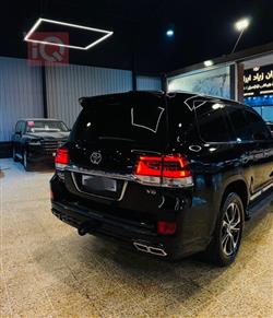 تويوتا لاندكروزر